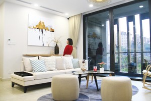 Khách tham quan nhà mẫu dự án The Zei Mỹ Đình. Ảnh: Thành Nguyễn