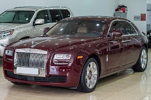 Rolls Royce Ghost 2010 cũng nằm trong danh sách hết hạn nhưng không làm thủ tục chuyển nhượng