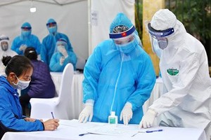 Hà Nội đã ghi nhận thêm 10 ca mắc mới tại hai ổ dịch.