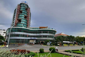 Khách sạn Ninh Kiều Riverside Cần Thơ