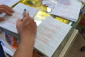 TP.HCM: Mỗi hộ dân sẽ được phát 10 đến 15 thẻ vào chợ/tháng