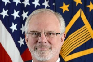 Ông David B. Shear, cựu Đại sứ Mỹ tại Việt Nam.