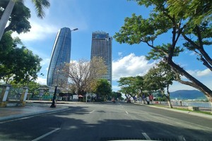 Nhiều lĩnh vực kinh tế của TP.Đà Nẵng chịu tác động mạnh của dịch bệnh.