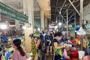 Các khu chợ, siêu thị tại địa bàn TP. Thanh Hóa chật cứng người