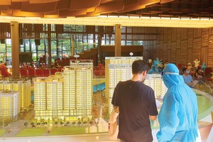 Nhiều chủ đầu tư đã chuẩn bị sẵn nguồn hàng để tung ra thị trường khi dịch được khống chế. Ảnh: Lê Toàn