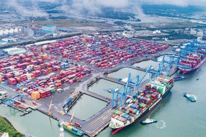 Lĩnh vực logistics nhận được sự quan tâm đầu tư của nhiều tập đoàn lớn nước ngoài. Ảnh: Việt Dũng