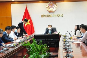 Bộ Công Thương khẳng định tiếp tục tháo gỡ điểm nghẽn, tạo điều kiện cho các DN duy trì sản xuất.