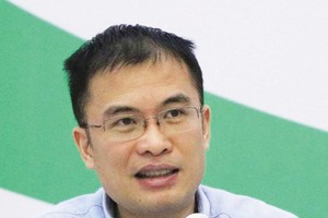 PGS-TS. Vũ Sỹ Cường, Kinh tế trưởng Viện Công nghệ và Phát triển tài chính (Học viện Tài chính).