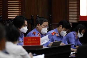 Đại diện Viện Kiểm sát nhân dân TP.HCM trong phiên xét xử liên quan đến những sai phạm tại SAGRI. 