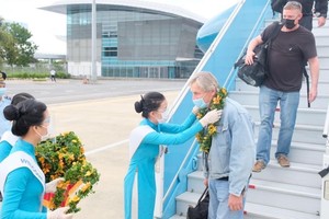 Thủ tướng chỉ đạo xây dựng lộ trình đón khách du lịch quốc tế