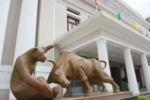 Điểm mặt cổ phiếu “xông đất” thị trường chứng khoán đầu năm