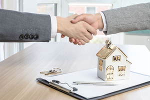 Bộ Xây dựng bãi bỏ 2 thu tục liên quan đến chuyển nhượng bất động sản.