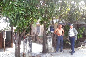 Người dân trong vùng dự án khu du lịch sinh thái biển Lê Phan.