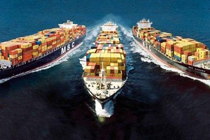 Cước vận tải biển tăng cao đã khiến nhiều doanh nghiệp có thị trường xuất khẩu lớn bị “ăn mòn” một phần lợi nhuận.