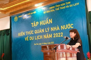 Bà Đặng Hương Giang, Giám đốc Sở Du lịch Hà Nội cho biết, Thủ đô hướng đến phát triển du lịch bền vững, du lịch xanh, gắn với phát huy các giá trị di sản, văn hoá, không chạy theo nhu cầu của thị trường một cách thái quá. (Ảnh: Hồ Hạ)