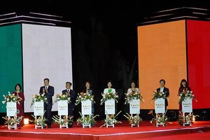 Lễ hội quà tặng du lịch Hà Nội 2022 diễn ra từ ngày 29/4 - 1/5. (Ảnh: Nguyễn Anh Tùng)