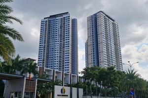 Dù đã nhận bàn giao nhà và vào ở được 4 năm, nhưng cư dân tại dự án Palm Residence vẫn chưa được ký hợp đồng mua bán, cư dân không thể đăng ký tạm trú, tạm vắng. Ảnh: Trọng Tín