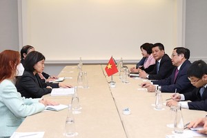 Bộ trưởng Nguyễn Hồng Diên có nhiều cuộc gặp với các đối tác tại Mỹ trong khuôn khổ chuyến tháp tùng Thủ tướng tới Mỹ từ 11-17/5.