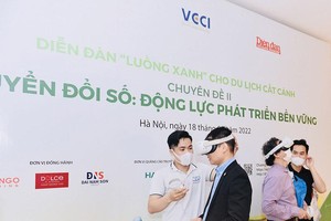 Trải nghiệm du lịch thực tế ảo tại Diễn đàn “Luồng xanh” cho du lịch cất cánh, Chuyên đề II: “Chuyển đổi số: Động lực phát triển bền vững”