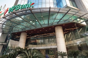 Thương vụ bán 49% cổ phần FE Credit của VPBank cho SMBC với giá trị gần 1,4 tỷ USD hiện đang giữ kỷ lục về giá trị