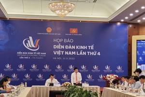 Sáng 31/5, Ban Kinh tế Trung ương tổ chức Họp báo Diễn đàn Kinh tế Việt Nam lần thứ 4.