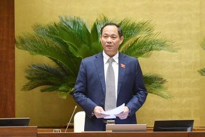 Phó chủ tịch Quốc hội Trần Quang Phương