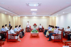 Phó Chủ tịch UBND tỉnh Quảng Trị Hoàng Nam làm việc với Công ty cổ phần TTH Group