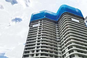 Áp lực chi phí đầu vào tăng cao đè nặng nhà thầu. Ảnh: Thành Nguyễn