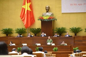 Bộ trưởng Bộ Công an Tô Lâm trả lời chất vấn từ phòng hop Diên Hồng.