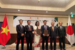 Ký kết hợp tác về năng lượng giữa doanh nghiệp Việt Nam-Nhật Bản.