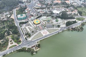 TP. Đà Lạt, tỉnh Lâm Đồng đang "thay da đổi thịt" từng ngày, kéo theo nhu cầu về nhà ở xã hội và nhà ở thương mại của người dân ngày càng cao. Ảnh: T.M.N