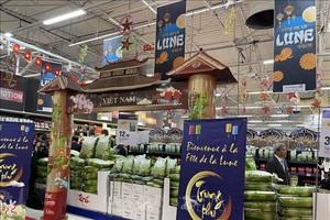 Gạo Việt Nam lần đầu lên kệ siêu thị E.Leclerc của Pháp.