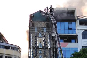 Không dễ mua bảo hiểm cho dịch vụ có rủi ro cao. Ảnh: Dũng Minh