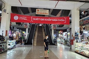 Chợ Hạ Long 1 là một trong những chợ truyền thống của Quảng Ninh được triển khai mô hình chợ 4.0. Ảnh: Thu Lê.