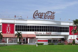 Kể từ khi có mặt tại Việt Nam năm 1994, Coca-Cola đã liên tục mở rộng đầu tư vào Việt Nam
