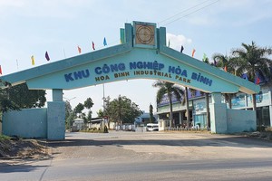 Theo cơ quan thanh tra, tại KCN Hòa Bình (Kon Tum) có nhiều tổ chức sử dụng đất không có giấy chứng nhận đầu tư để thực hiện dự án.