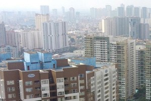 Thị trường bất động sản gặp khó khăn do các dòng vốn đều bị siết, thanh khoản sụt giảm
