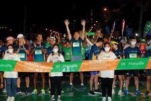 Manulife Việt Nam cam kết thúc đẩy phong trào sống khỏe và là nhà tài trợ danh hiệu Giải chạy Manulife Da Nang International Marathon từ năm 2016
