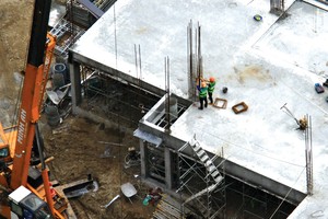 Ở thời điểm này, không nhiều chủ đầu tư có đủ nguồn tiền thi công dự án