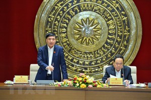 Tổng Thư ký Quốc hội, Chủ nhiệm Văn phòng Quốc hội Bùi Văn Cường phát biểu. (Ảnh: Minh Đức/TTXVN)