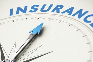 Môi giới bảo hiểm: “Sân chơi” của khối ngoại