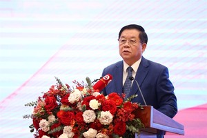 Bí thư Trung ương Đảng, Trưởng Ban Tuyên giáo Trung ương Nguyễn Trọng Nghĩa phát biểu kết luận Hội thảo.