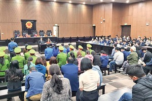 Phiên tòa xét xử sơ thẩm vụ án “rút ruột” ngân hàng hơn 433 tỷ đồng