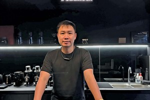 Tú Vũ, nhà sáng lập refined. Coffee.