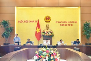 Phiên họp sáng 13/5 của Uỷ ban Thường vụ Quốc hội.