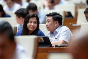 Chiều 25/5, các đại biểu thảo luận tại Hội trường về Dự thảo Luật Hợp tác xã (sửa đổi)