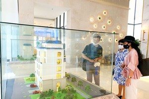 Các chủ đầu tư đang tận dụng giai đoạn có nhiều yếu tố hỗ trợ để ra hàng, đón đầu sức mua. Ảnh: Lê Toàn 