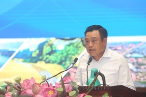 Chủ tịch UBND TP. Hà Nội Trần Sỹ Thanh phát biểu tại Hội nghị