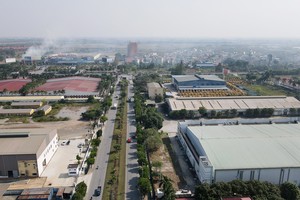 Giá thuê tại các khu công nghiệp vẫn duy trì mạch tăng. Ảnh: Dũng Minh