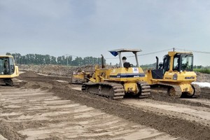 Dự án xây dựng đường trục Đông-Tây là 1 trong 4 dự án được đề nghị bổ sung vốn đầu tư công ngân sách Trung ương